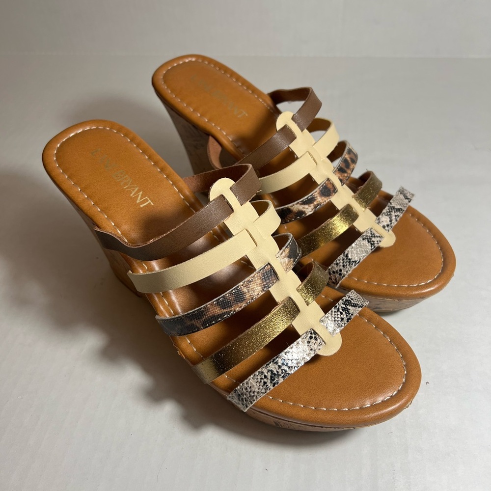 New Lane Bryant Women's Cream and Gold 3” Wedge Sandals